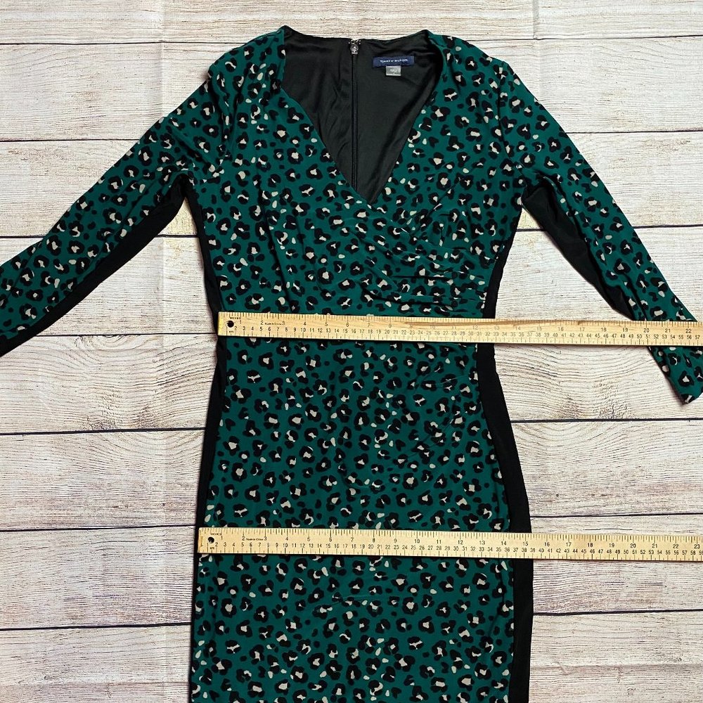 Tommy Hilfiger Dress Size 4